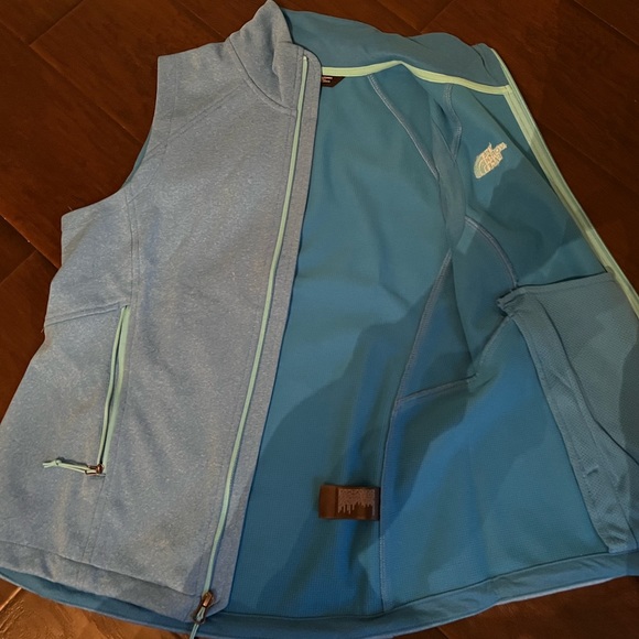 The North Face Vest and Jacket set - Picture 3 of 6